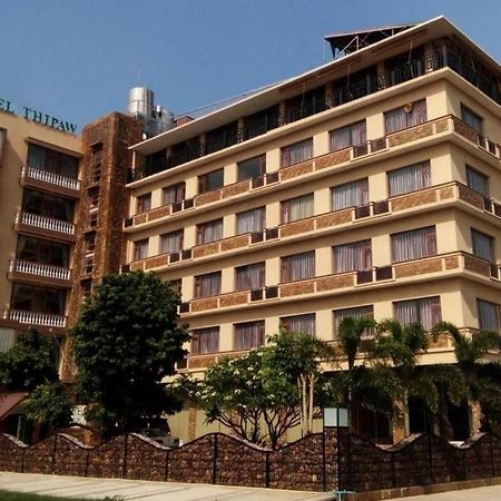 Hotel Thipaw Hsipaw Exteriör bild
