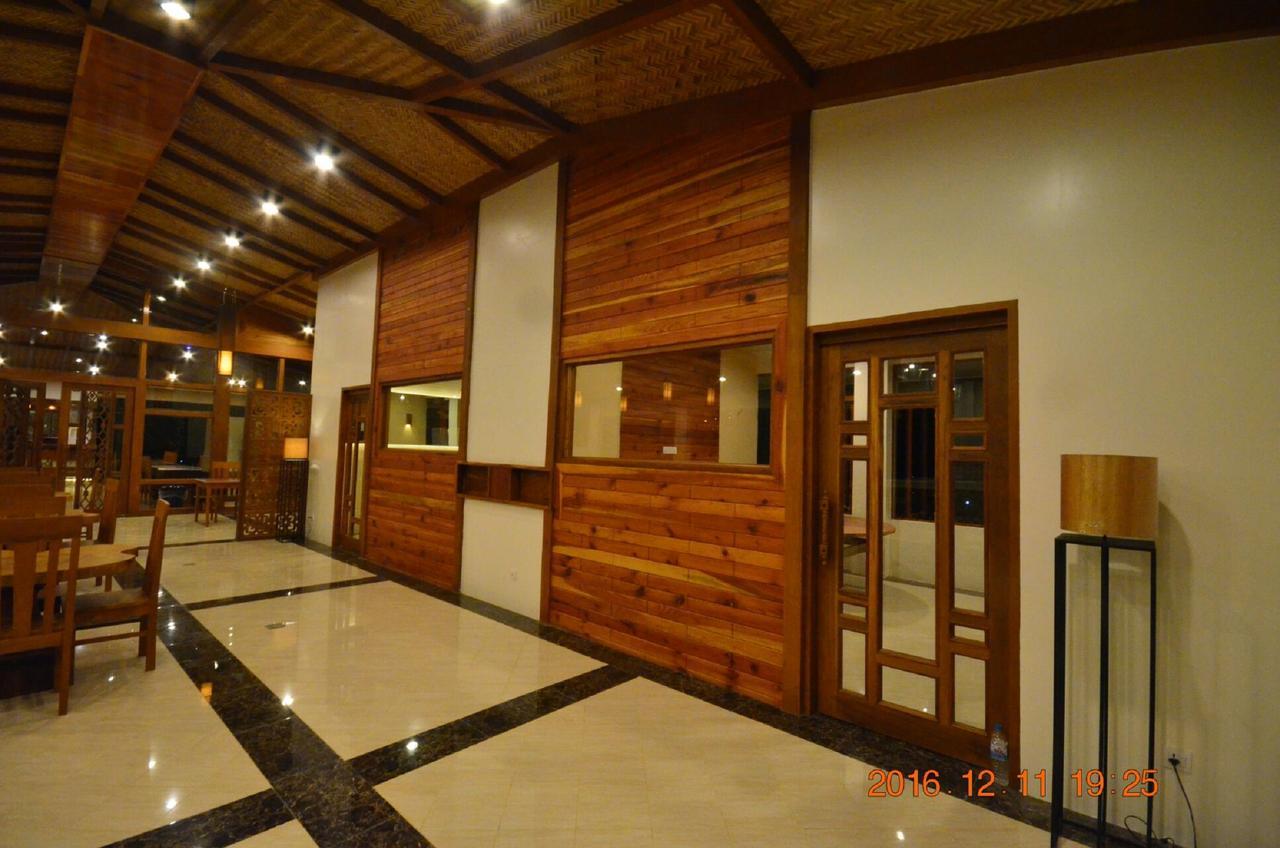 Hotel Thipaw Hsipaw Exteriör bild