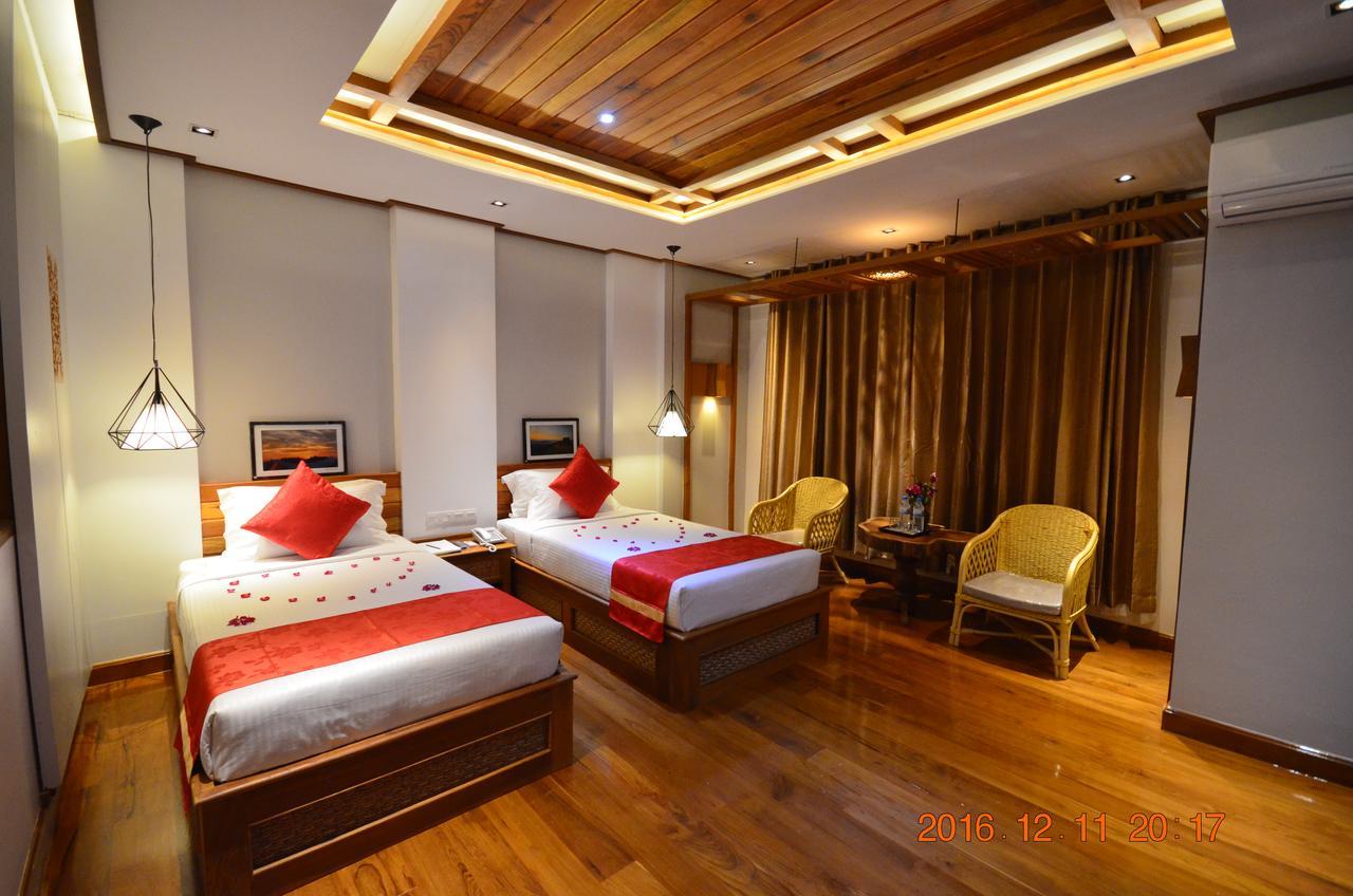Hotel Thipaw Hsipaw Exteriör bild
